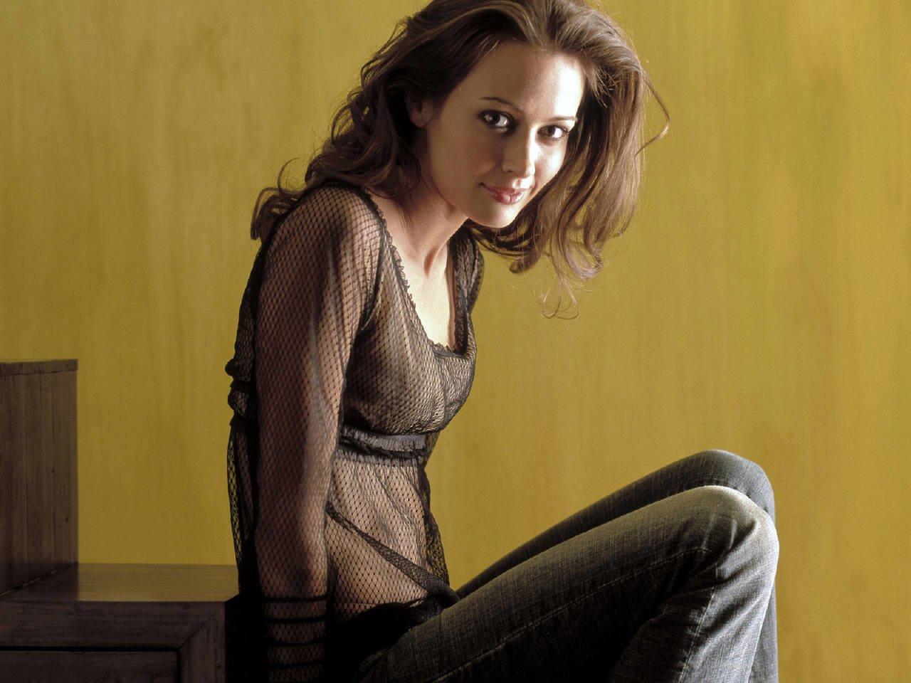 Amy Acker Wallpaper and Background Imagex960