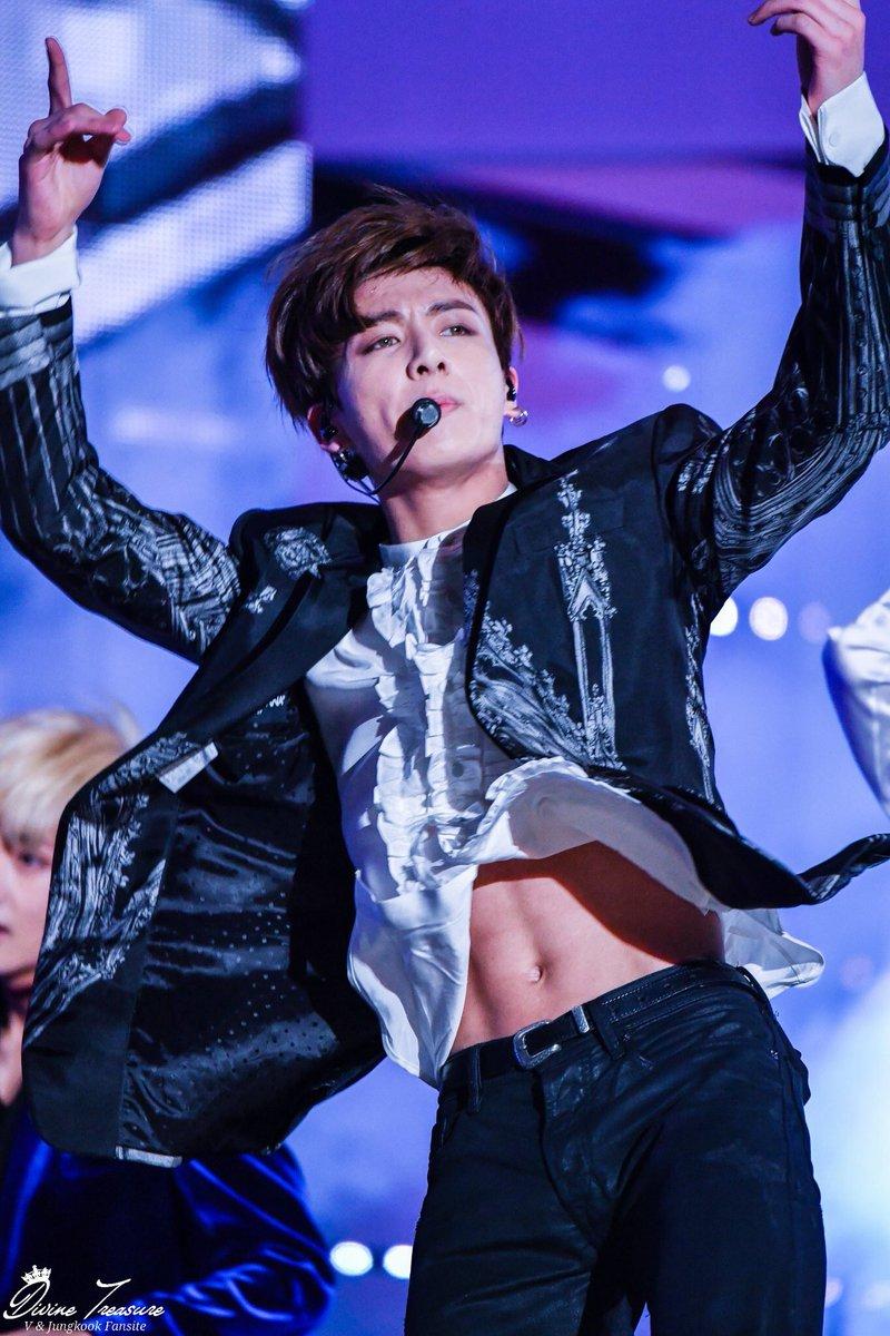 WHY IS JEON JUNGKOOK HOT AS FUCK?!
