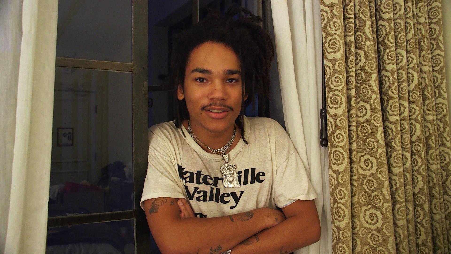 Episode 101 MESS in Manhattan Hot Mess Video