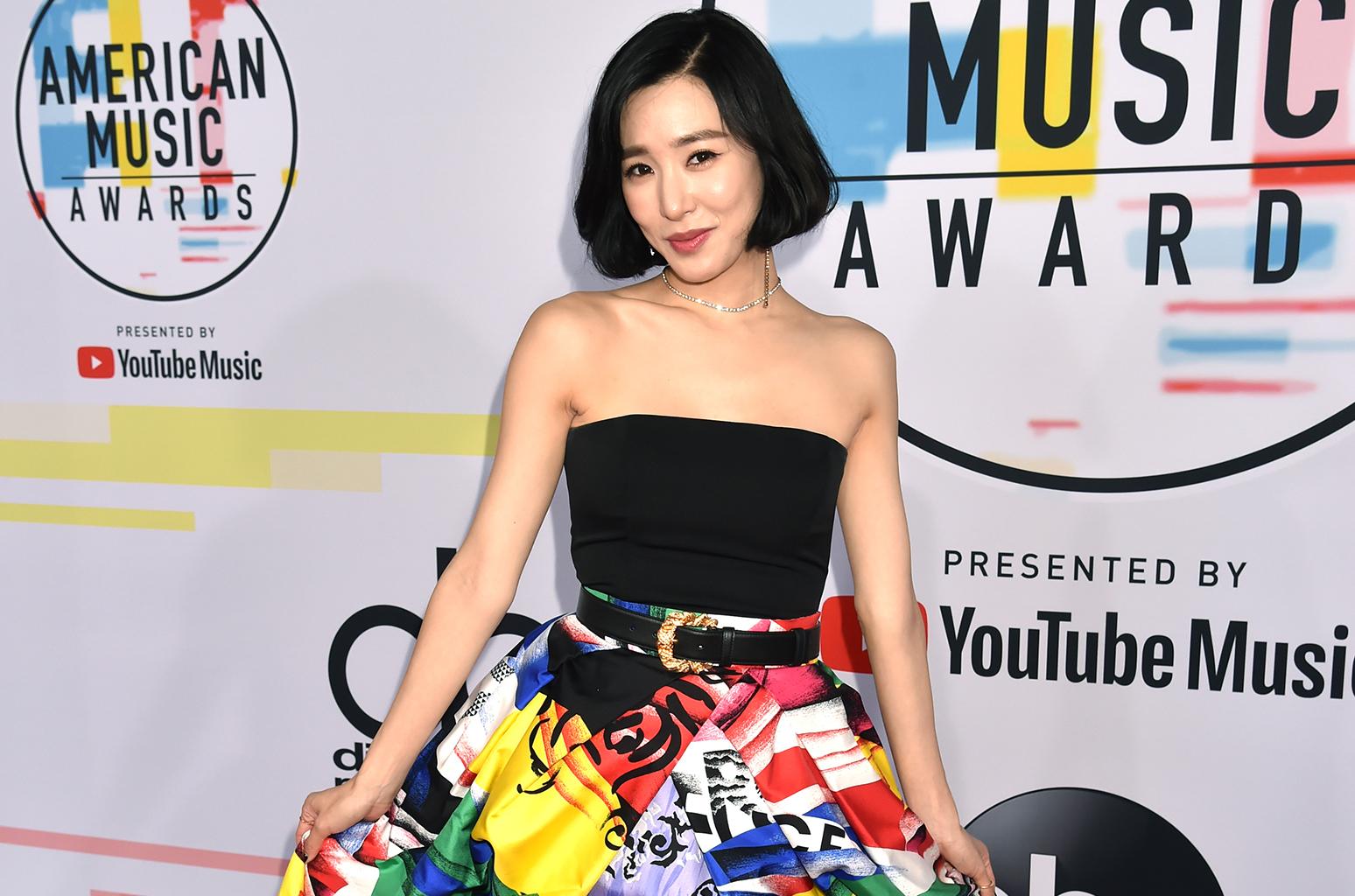 Tiffany Young Announces 2019 'Lips on Lips' North American Showcase