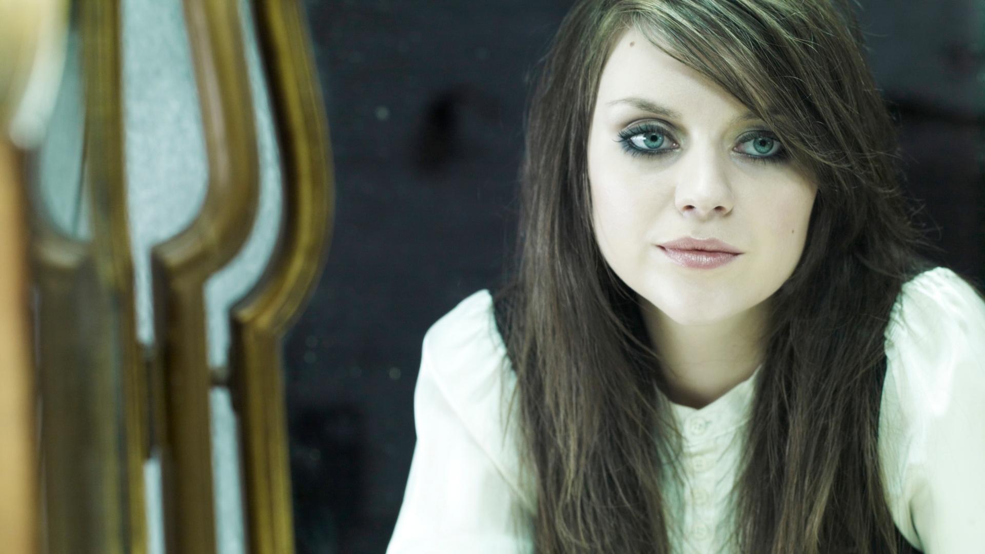 Amy macdonald. Amy MACDONALD без макияжа. Эми Макдональд без макияжа. Эми Макдональд golaya. Carmen MCDONALD.