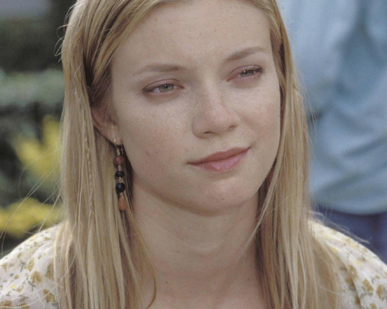 FHDQ Image Collection of Amy Smart: Dolph Dudeney