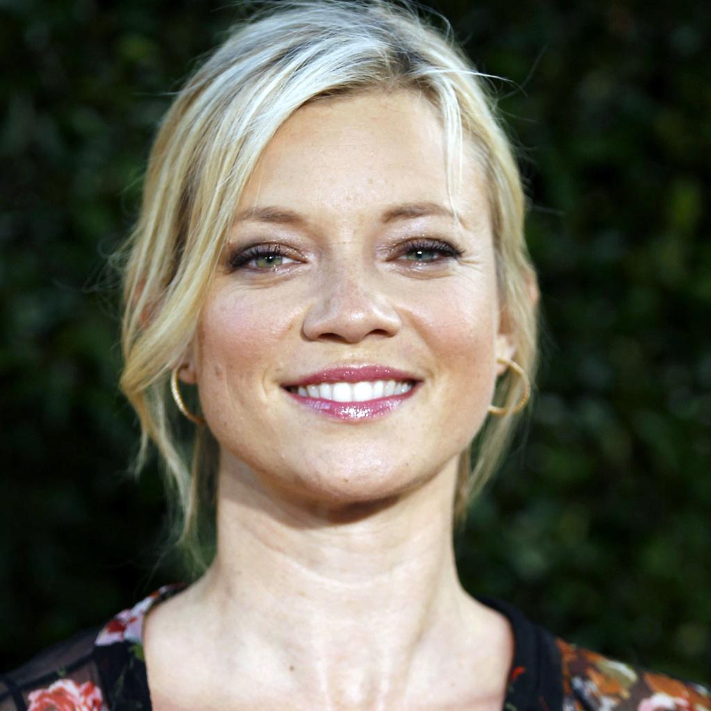 Amy Smart Wallpaper.com HD Wallpaper