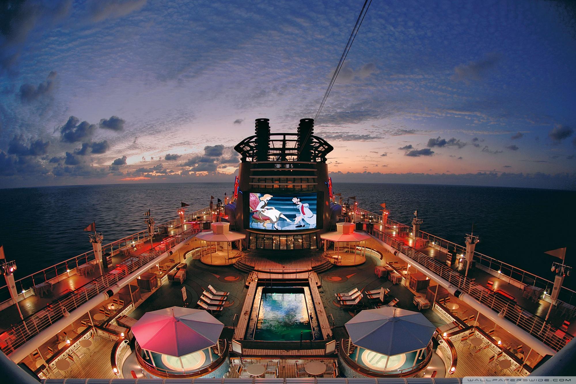 Cruise Ship Deck Night ❤ 4K HD Desktop Wallpaper for 4K Ultra HD TV