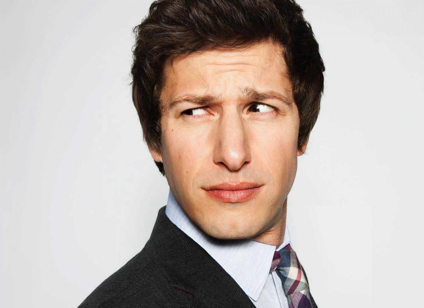 Download 1400x1016 Andy Samberg, Actor, Looking Away, Suit, Face