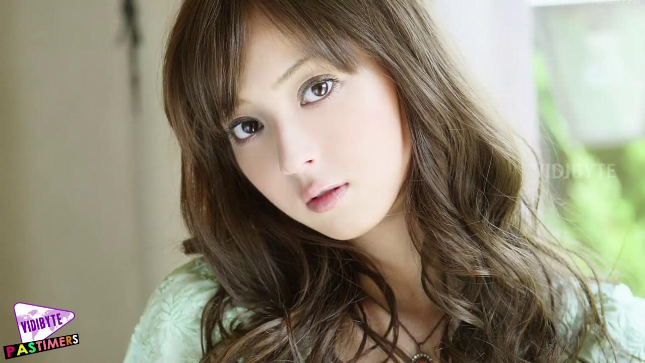 Beautiful Japanese Girl Wallpaper HD
