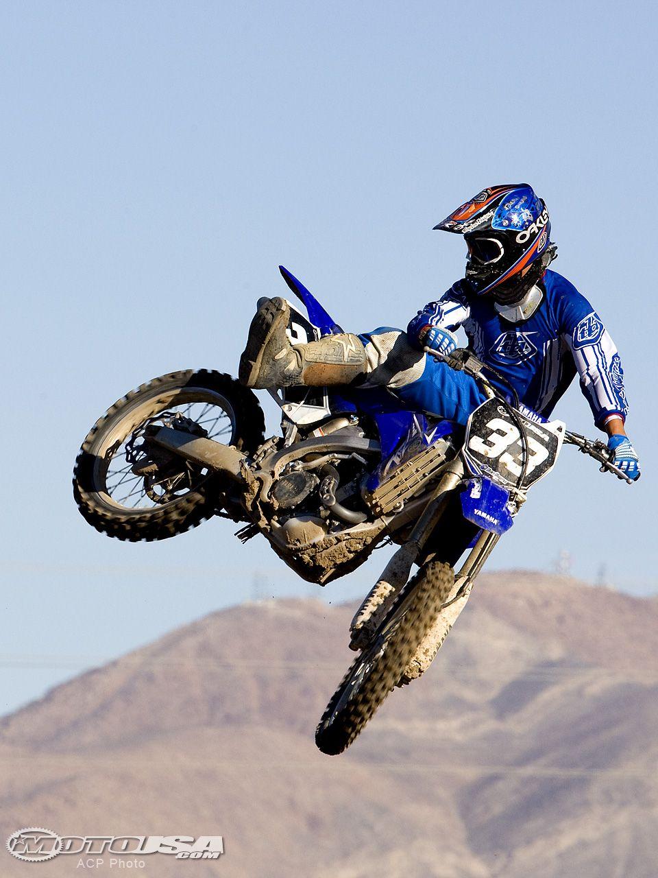 Yamaha yz250r. Dirt bikes. Dirt bikes, Dirt bike racing, Motocross