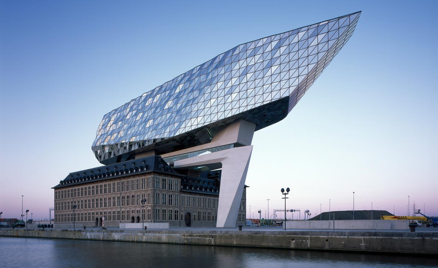 Zaha Hadid career as an architect and her best buildings