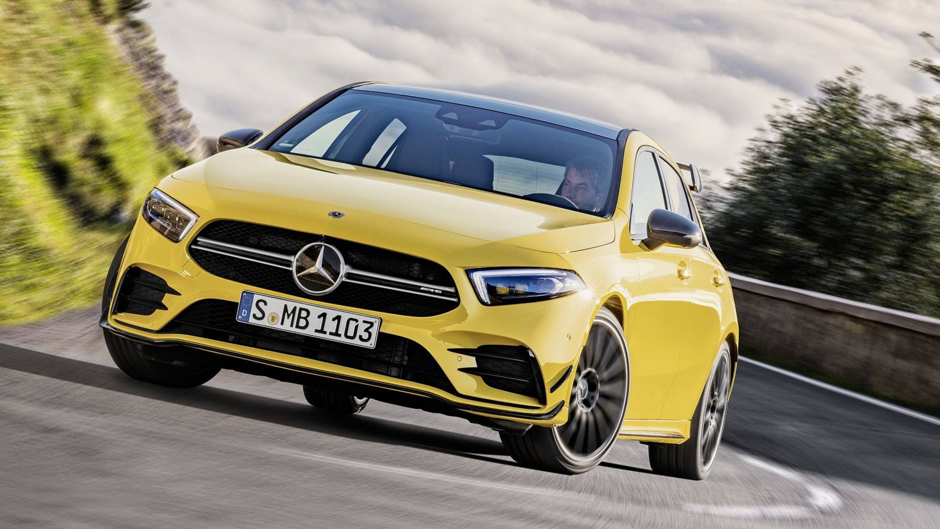 Mercedes AMG A35 4Matic Goes Official With 302 Horsepower