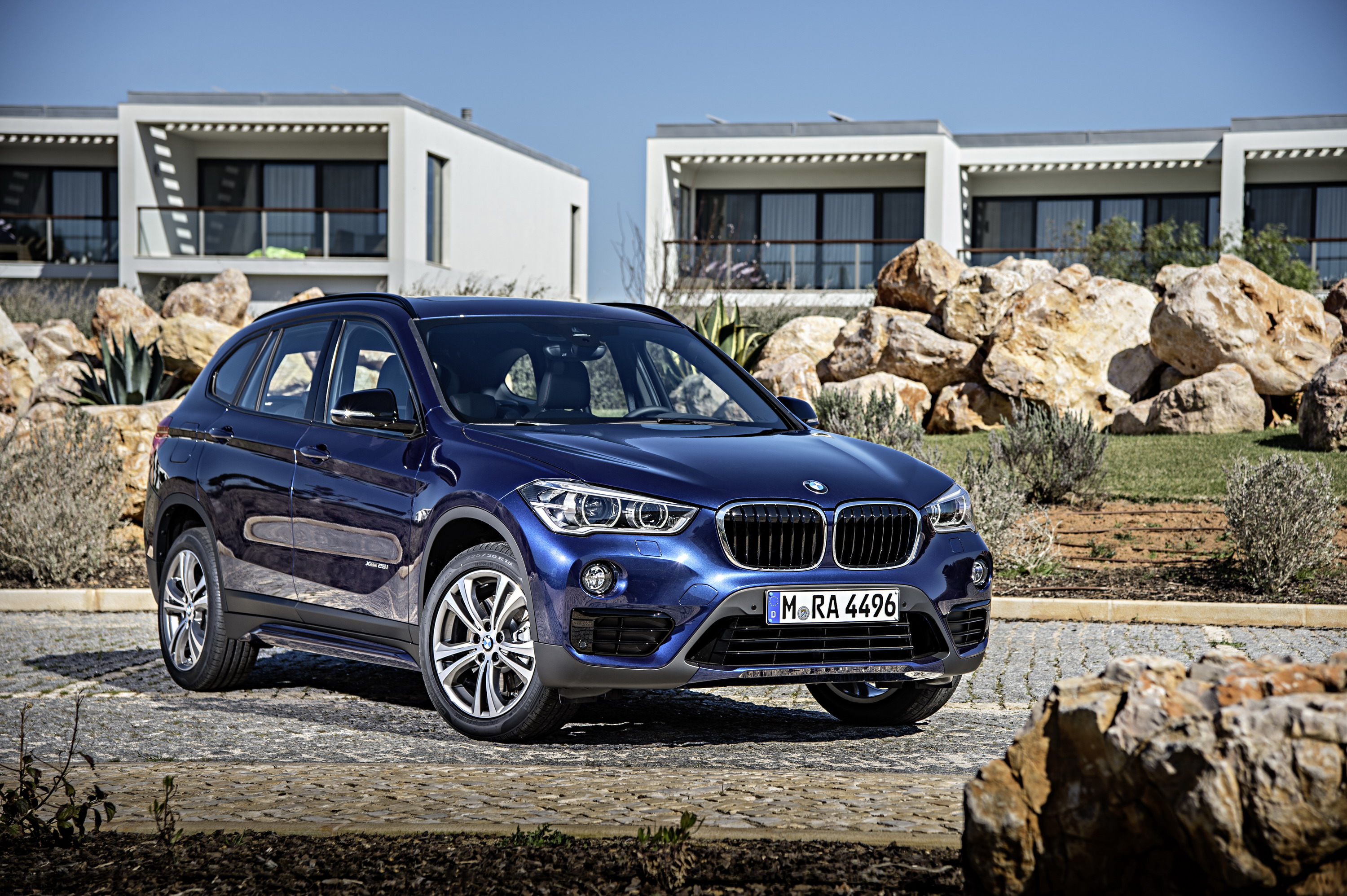 Wallpaper Of The Day: 2016 BMW X1