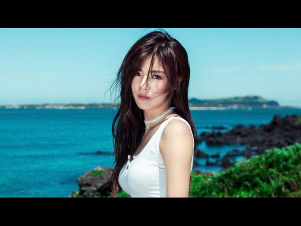 Big Bang photo book, I.O.I last album, Lee Sun Bin in girl group. K