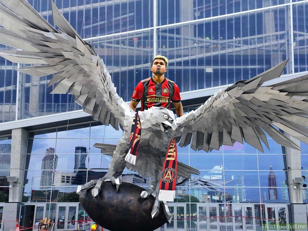 Josef Martinez piloting an Atlanta falcon. Wow! Watch him fly