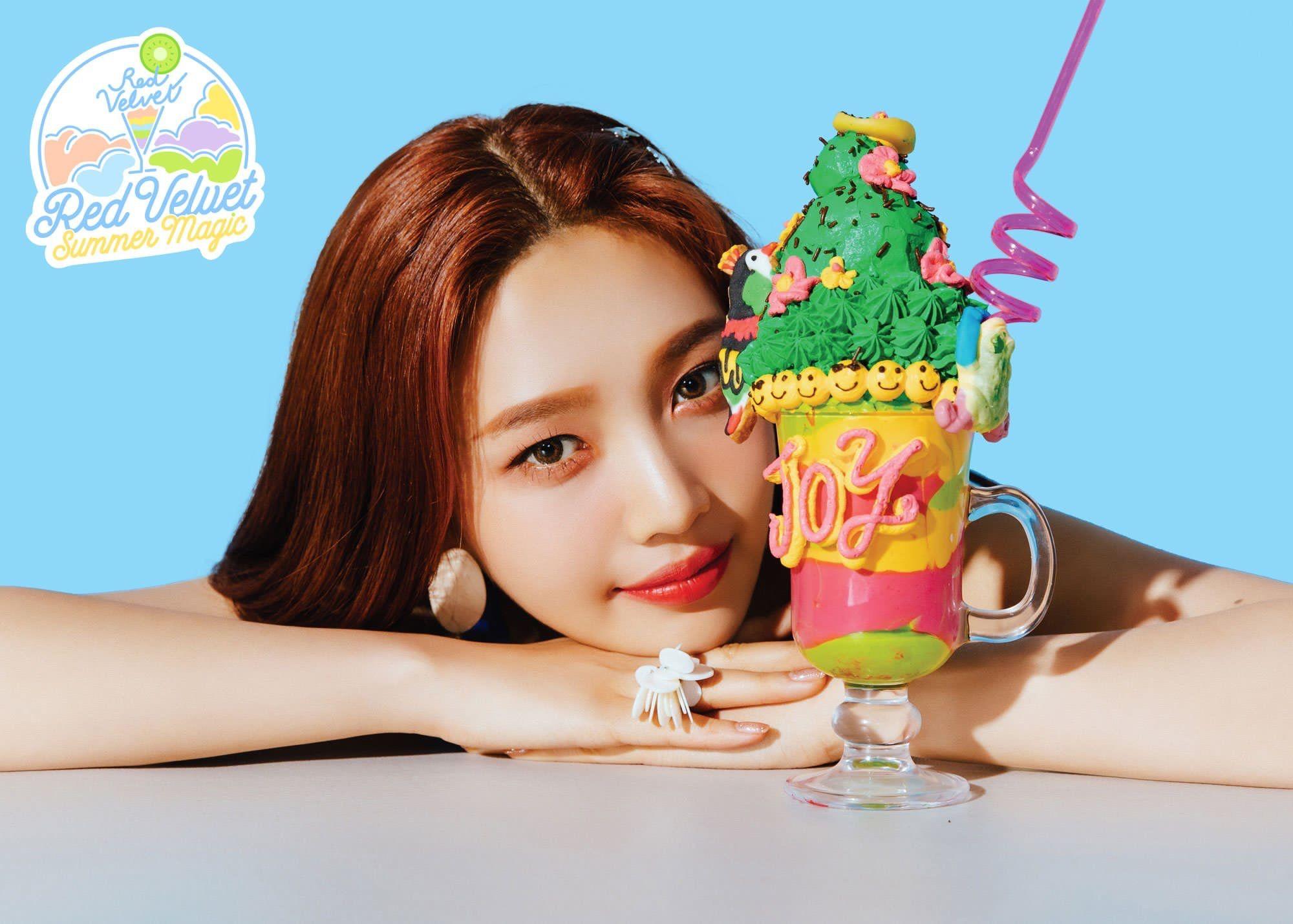 > Red Velvet <. Red velvet joy, Red Velvet