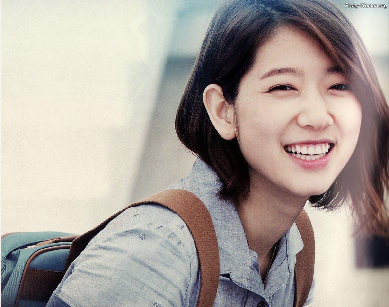 Park Shin Hye 4K Ultra HD Picture Item: 96LAH