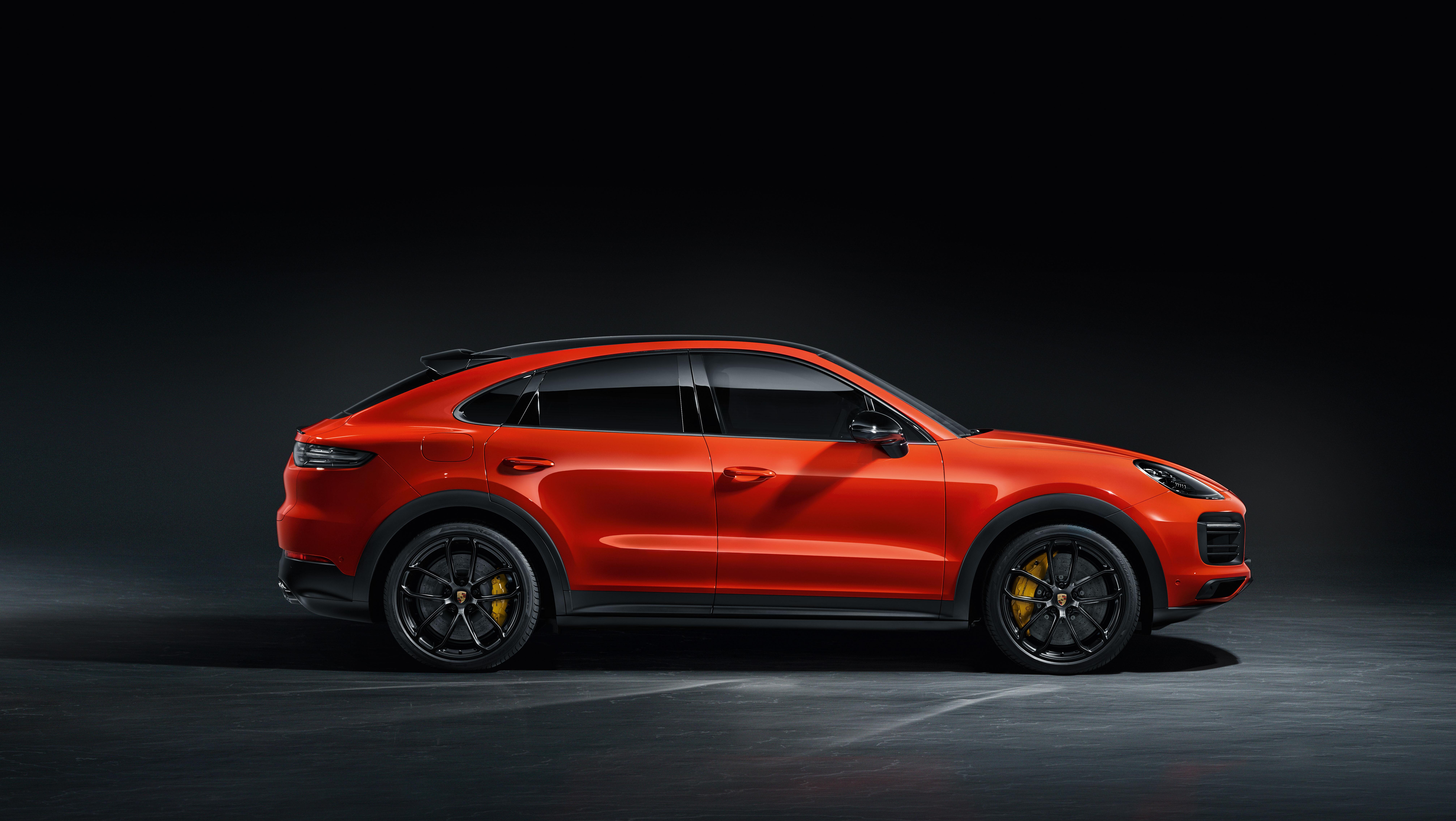 Wallpaper Of The Day: 2020 Porsche Cayenne Coupe