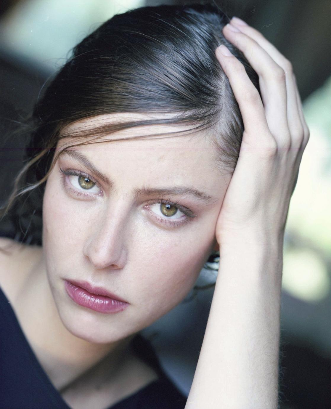Anna Mouglalis Wallpapers - Wallpaper Cave