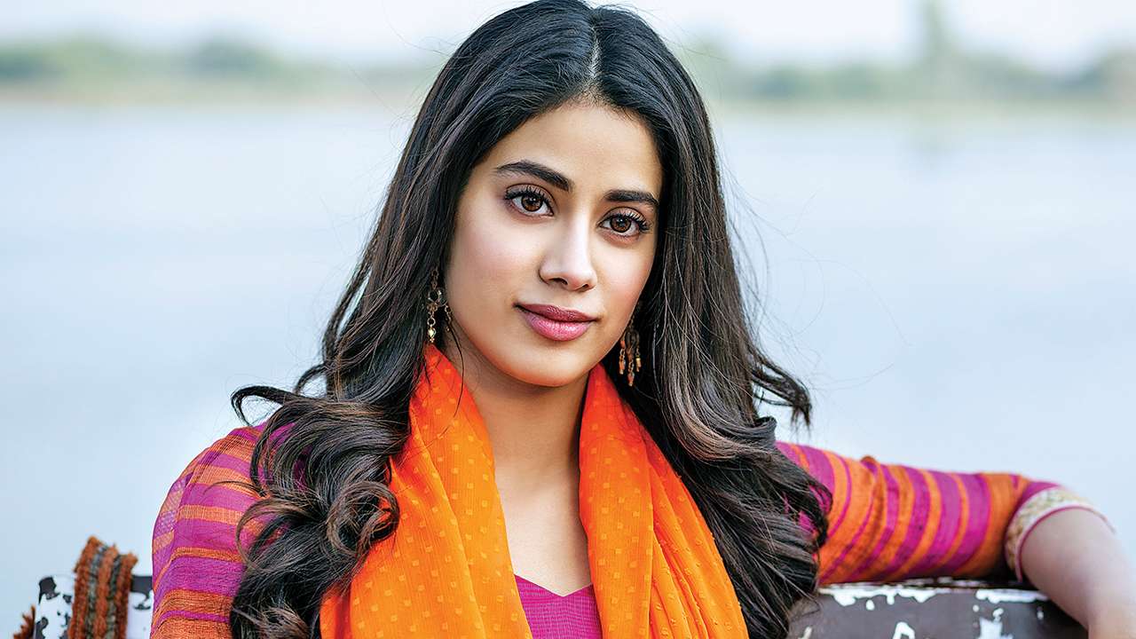 Jhanvi Kapoor Wiki, Age, Family, Boyfriend, Biography & More