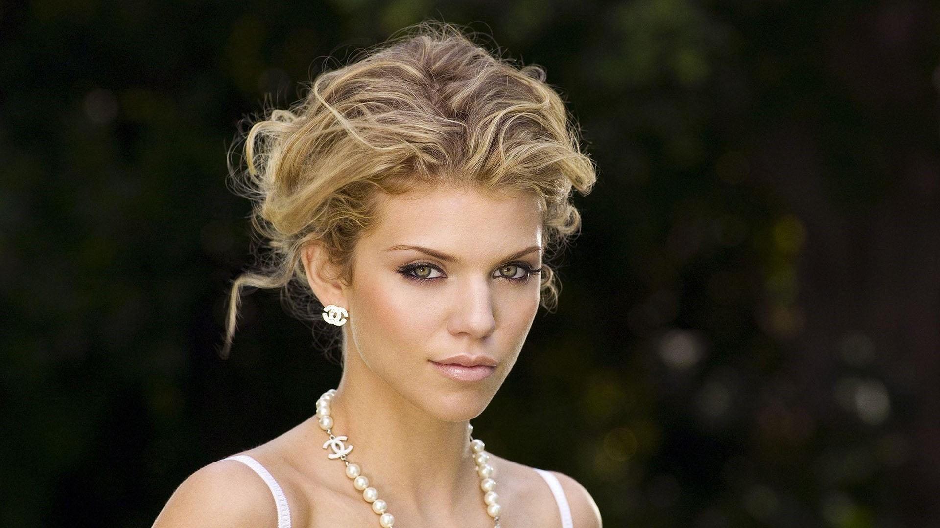 Annalynne Mccord Wallpapers - Wallpaper Cave