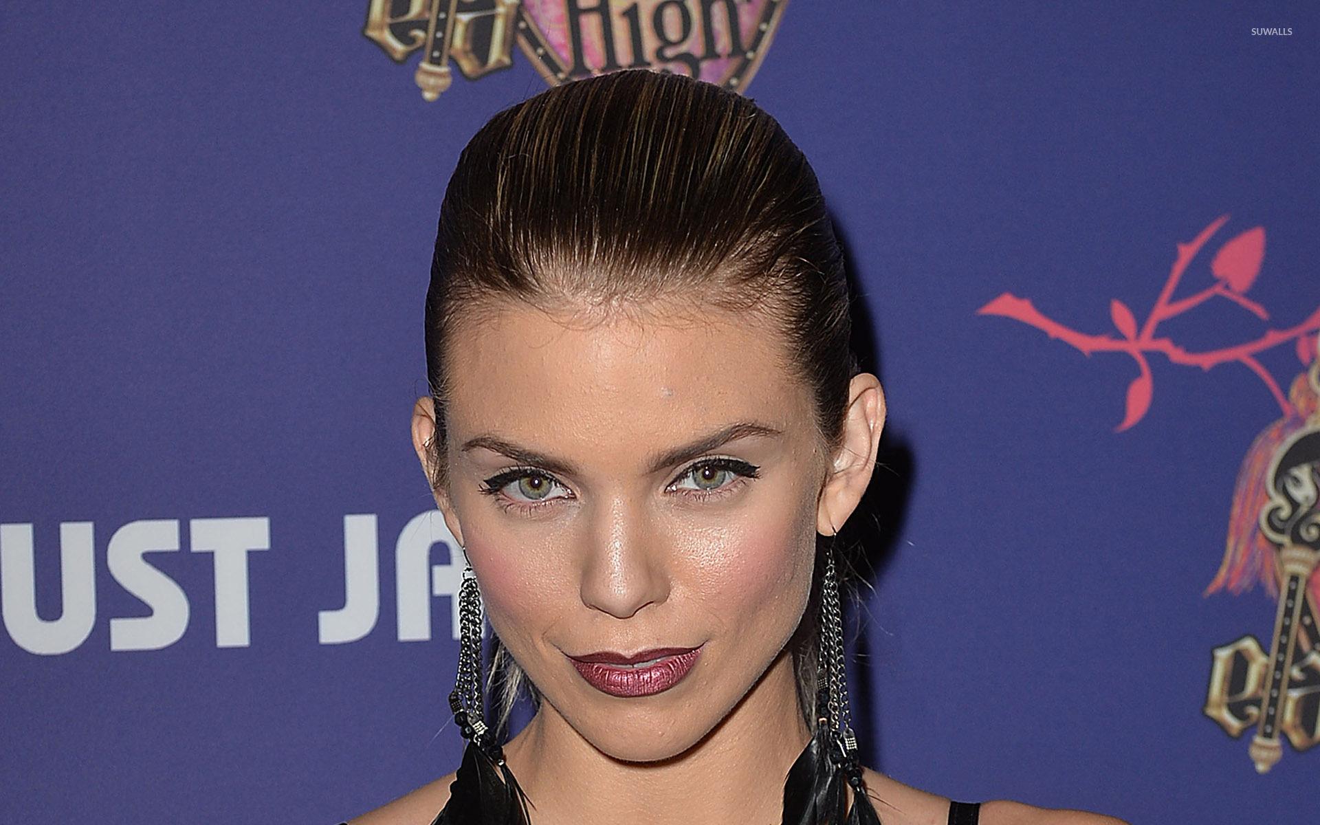 AnnaLynne McCord [5] wallpaper wallpaper