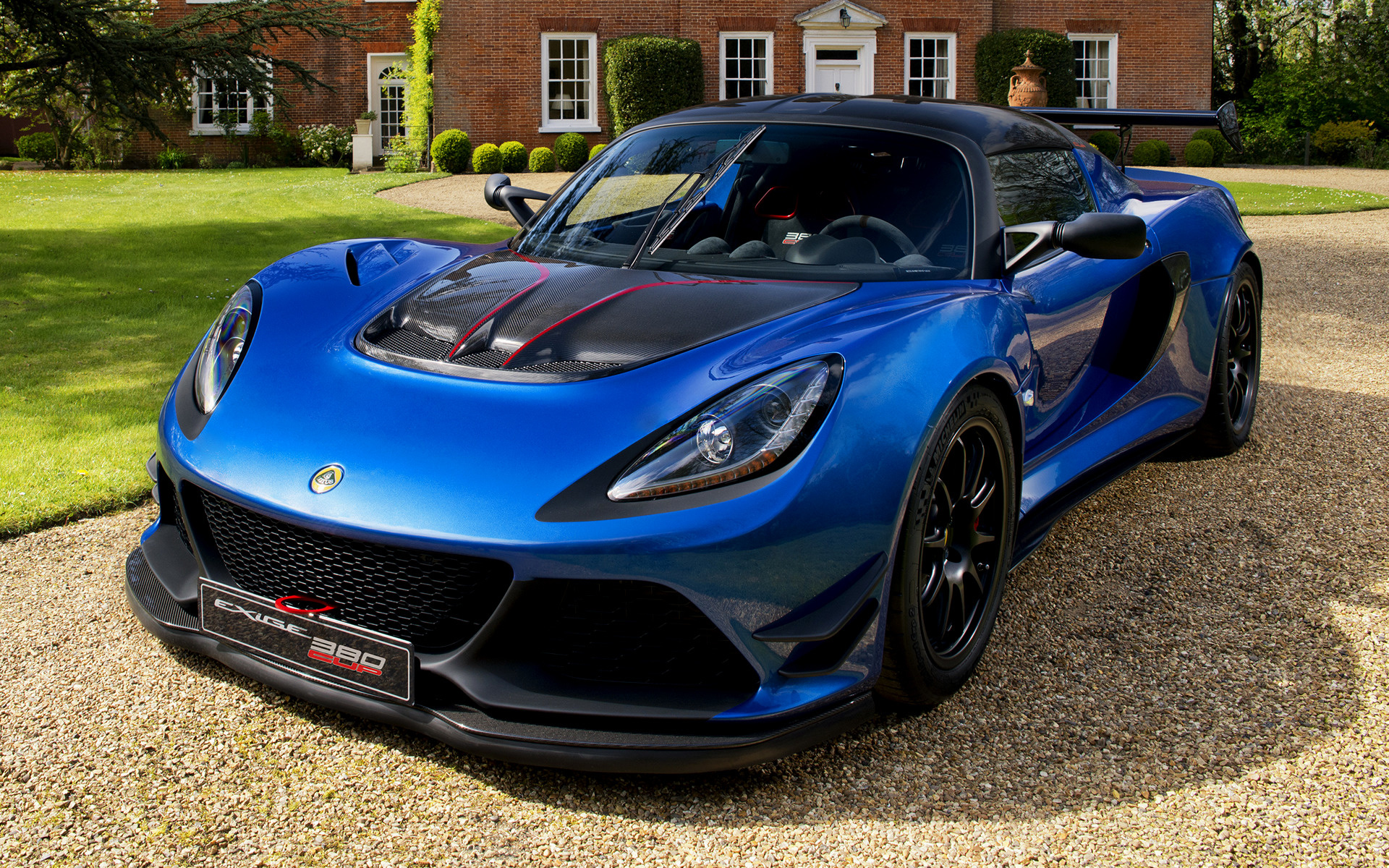 Lotus Exige Cup 380 and HD Image