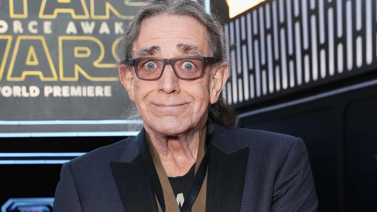 Star Wars' Actor Peter Mayhew, Who Played Chewbacca, Dead at 74