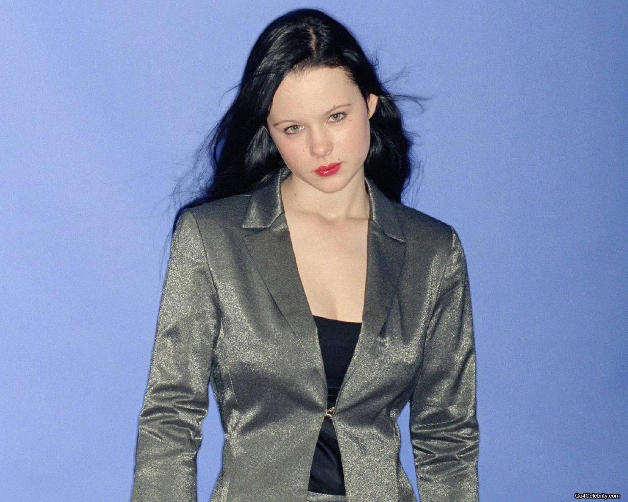 Thora Birch Wallpapers - Wallpaper Cave