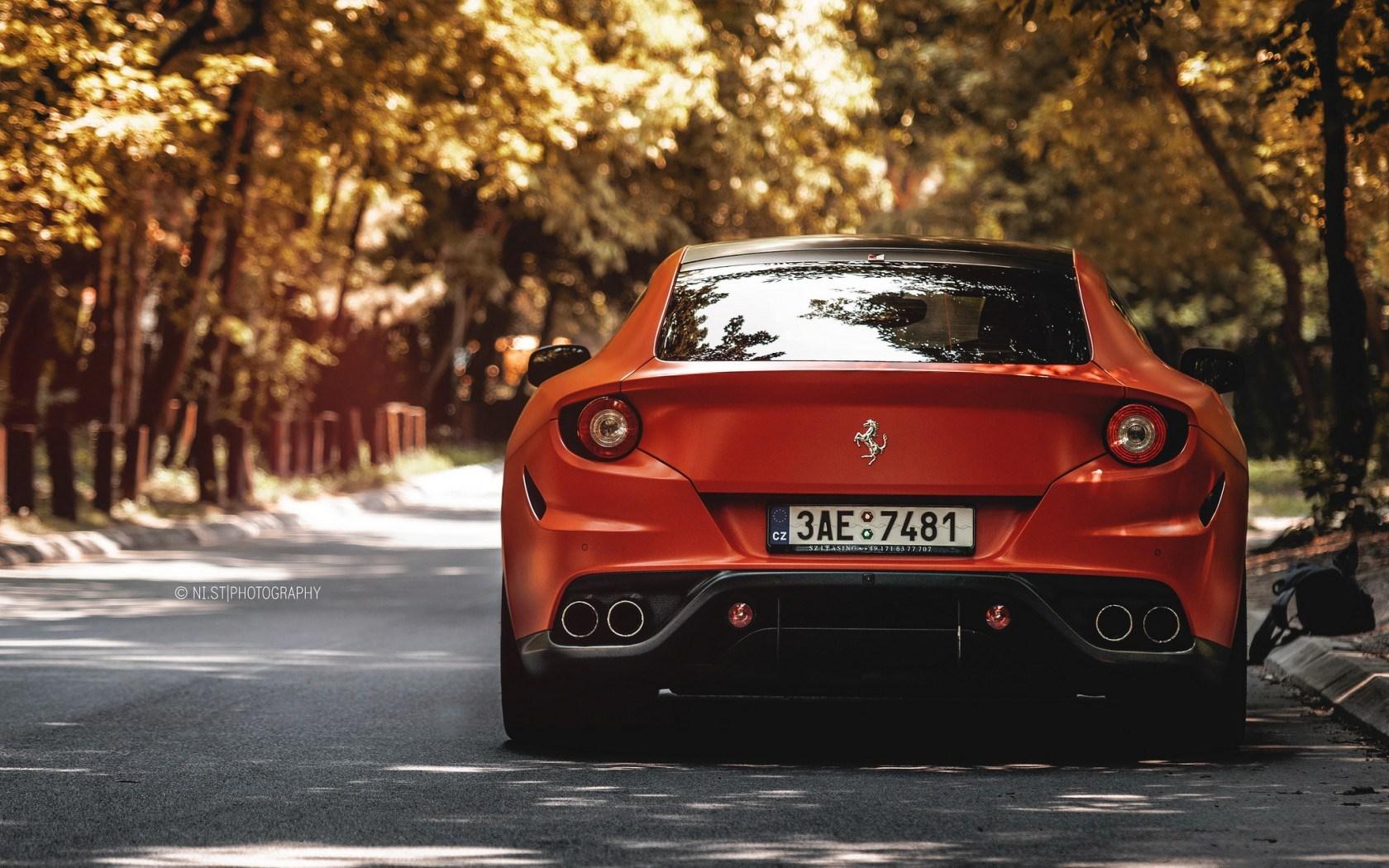 Ferrari FF Wallpaper