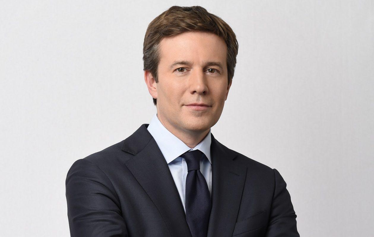 Jeff Glor reaches for the sky, lands in anchor chair at 'CBS Evening