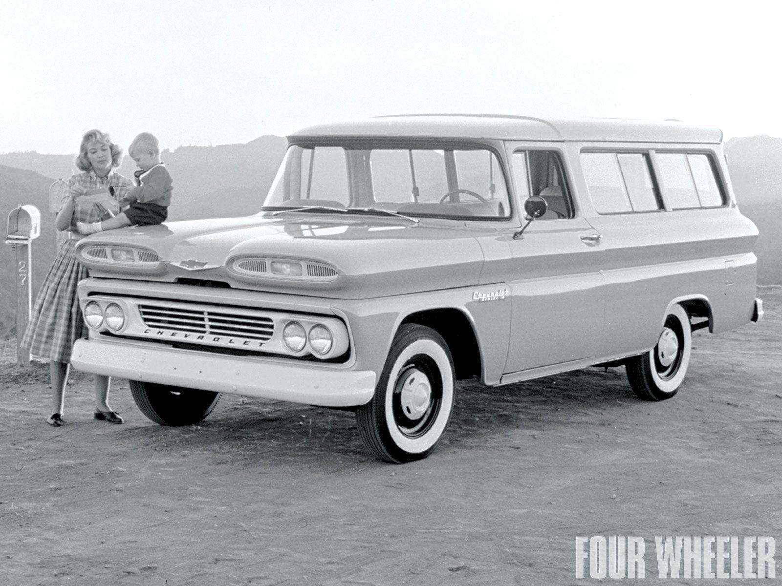 Chevy suburban. S.U.V. Chevrolet suburban, Classic chevy