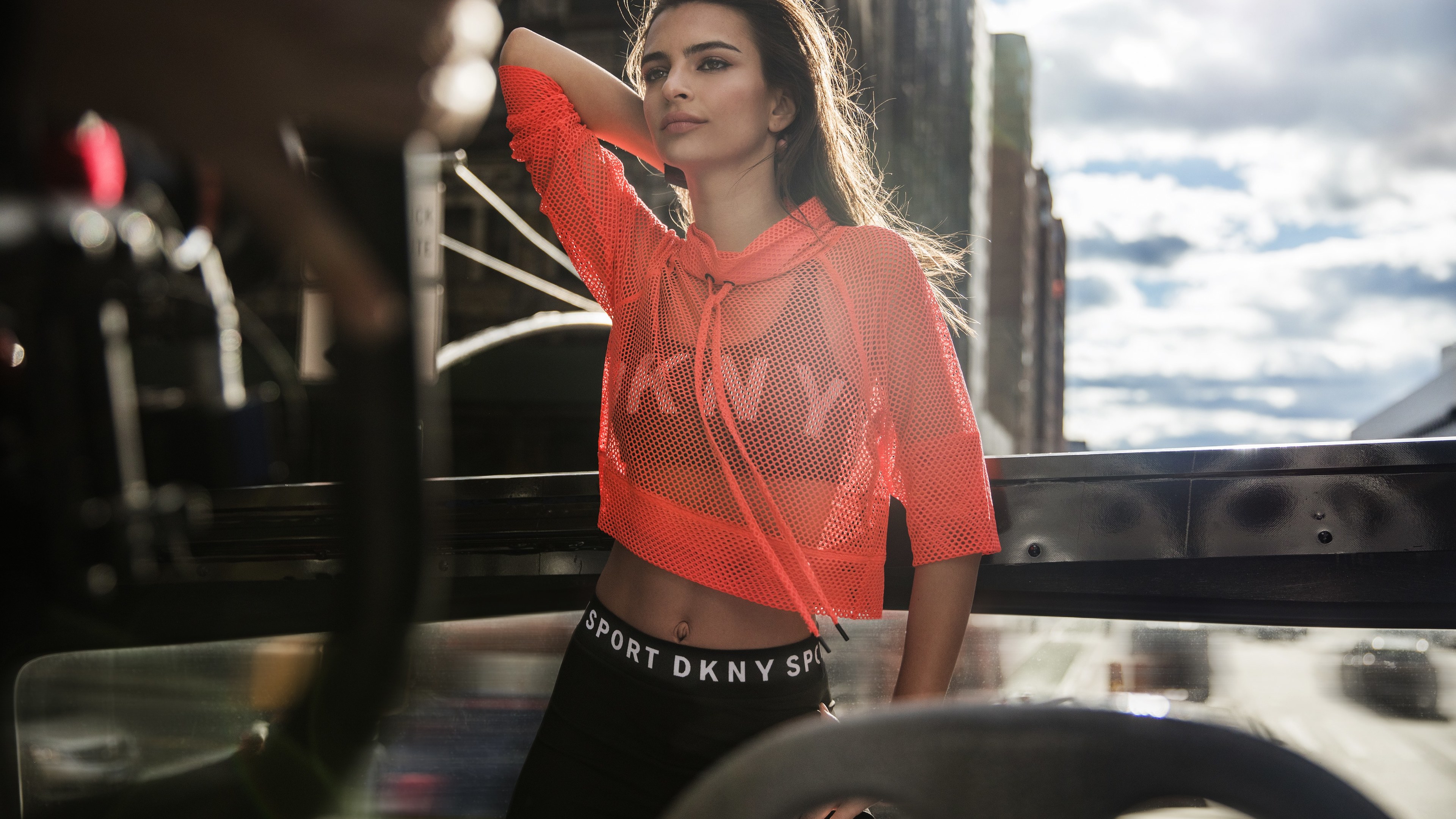 pixel4kcom Ratajkowski Dkny 2019 Emily