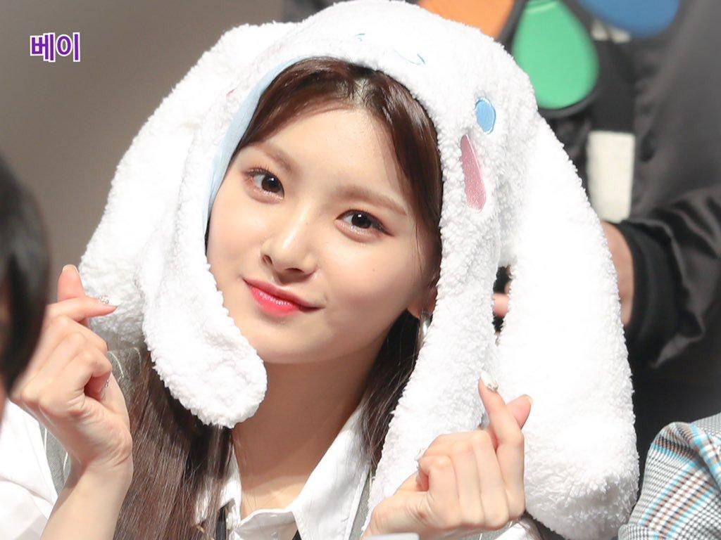 ♔ © 베이 ↠ #이런 #YIREN Tweet added by wang yiren pics