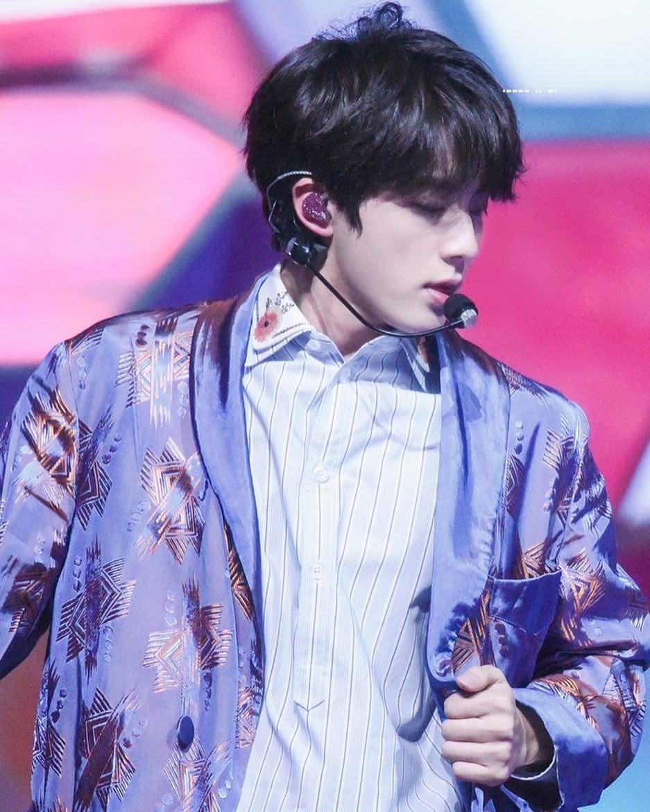 Explore hashtag #btsjinkook Photo & Videos Download