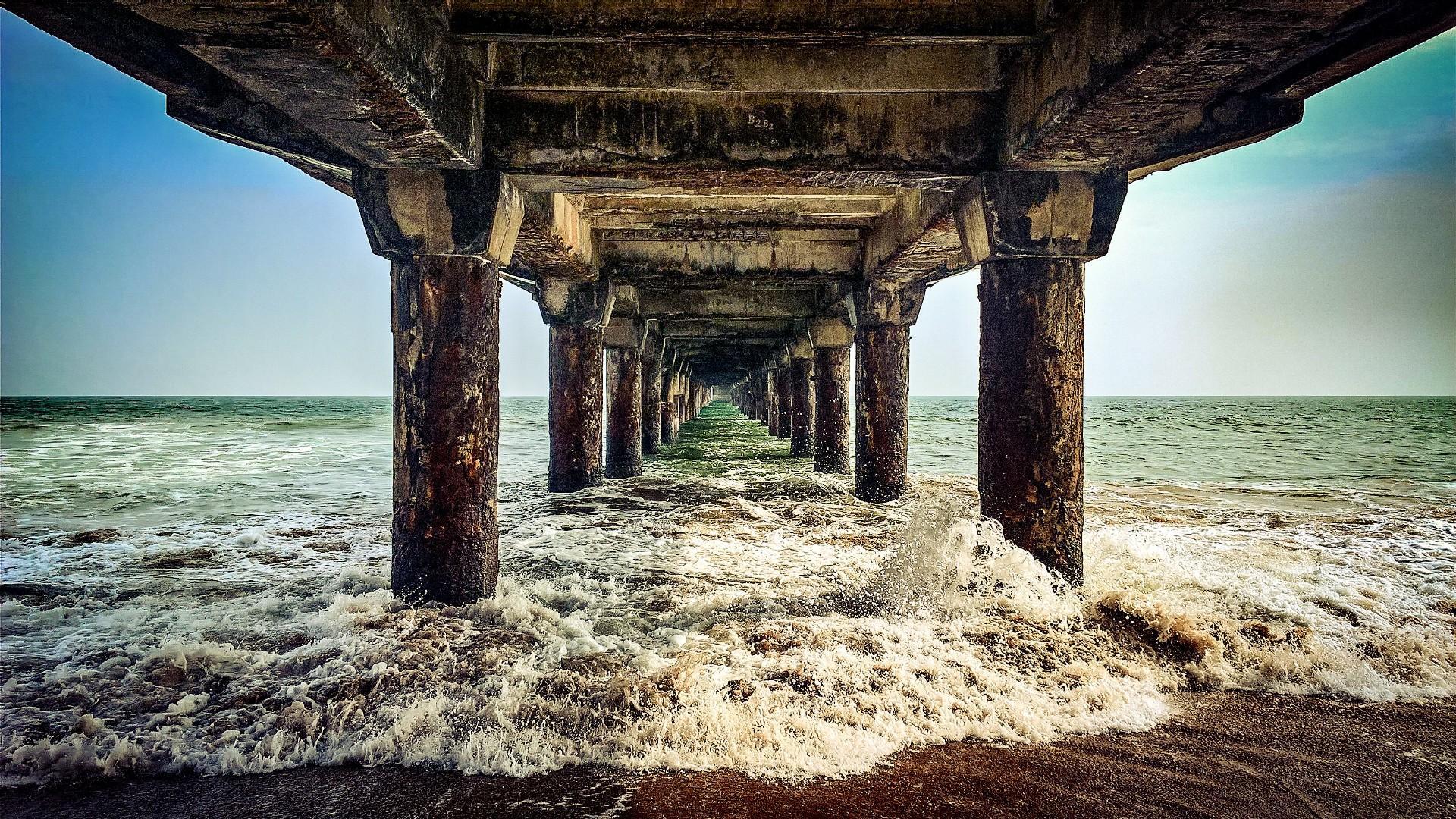 Under The Bridge Wallpaper