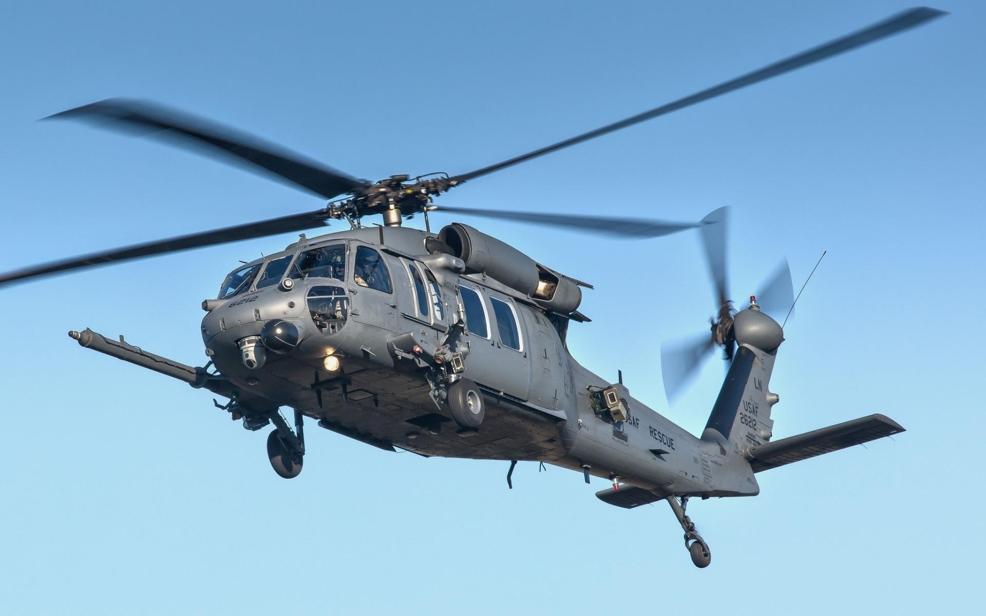 Download Wallpaper Sikorsky HH 60 Pave Hawk, US Military Helicopter