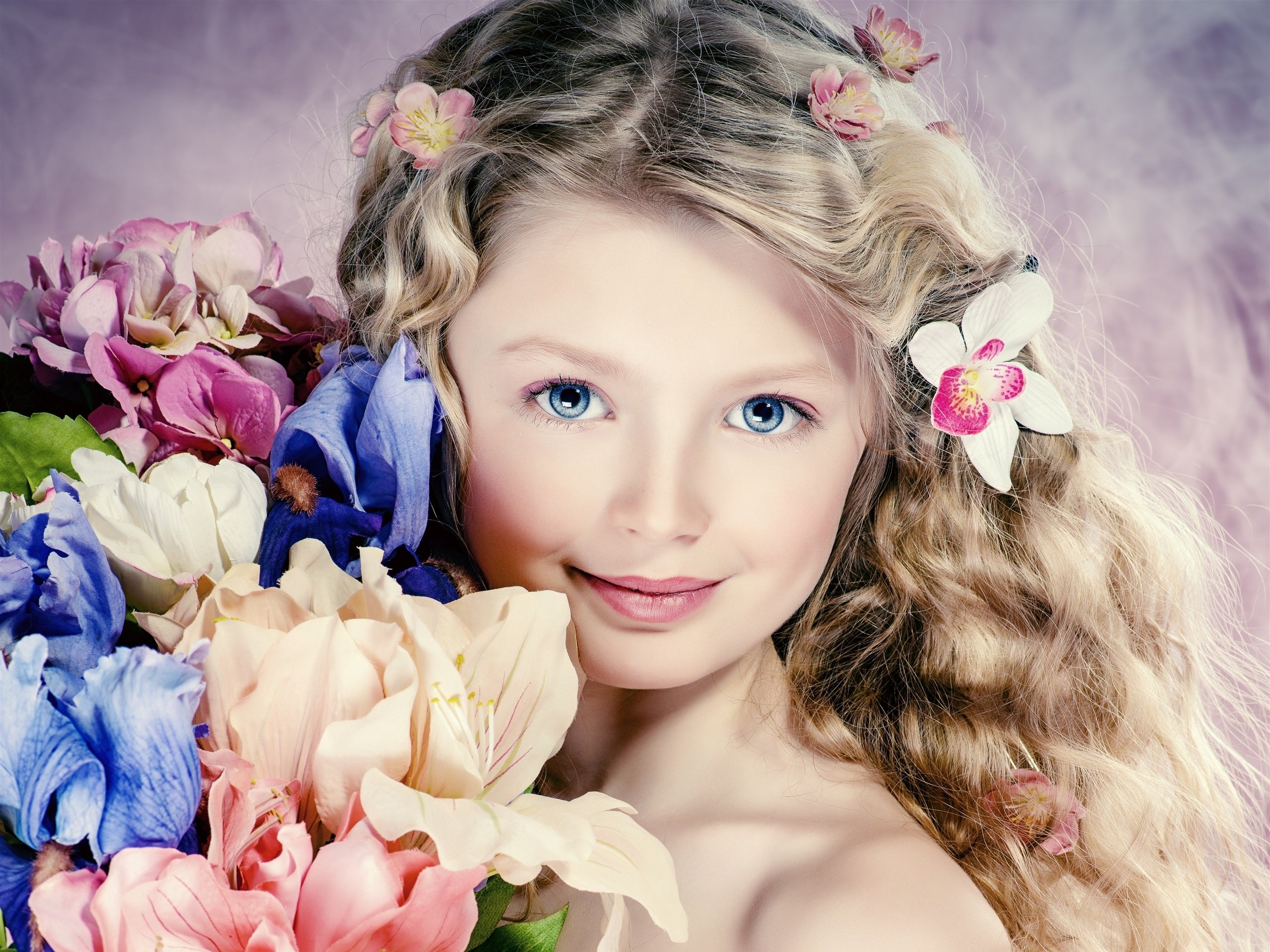 Cute girl portrait, curly hair, flowers, blue eyes 1080x1920 iPhone
