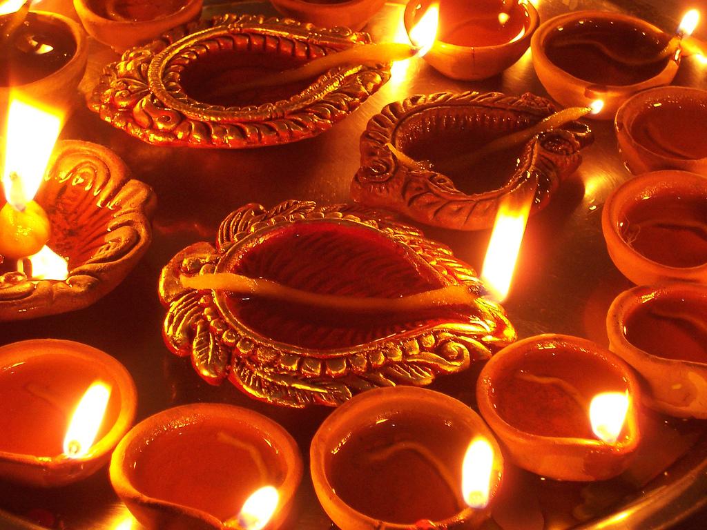 Android Apps for Diwali, Greetings, Pooja, Live Wallpaper, etc