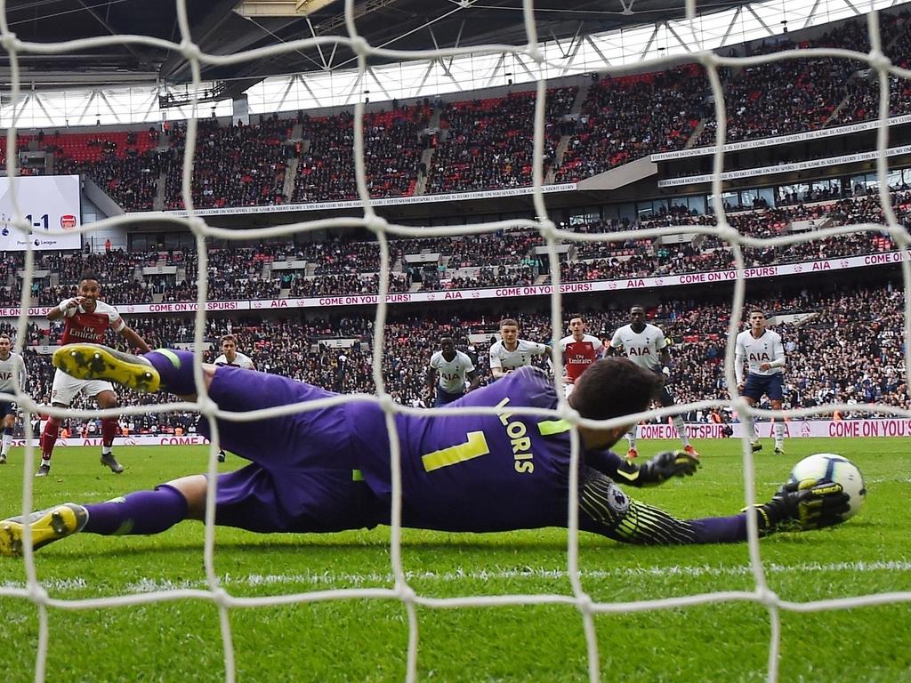 Tottenham's Hugo Lloris Saves Last Minute Arsenal Penalty In Crazy