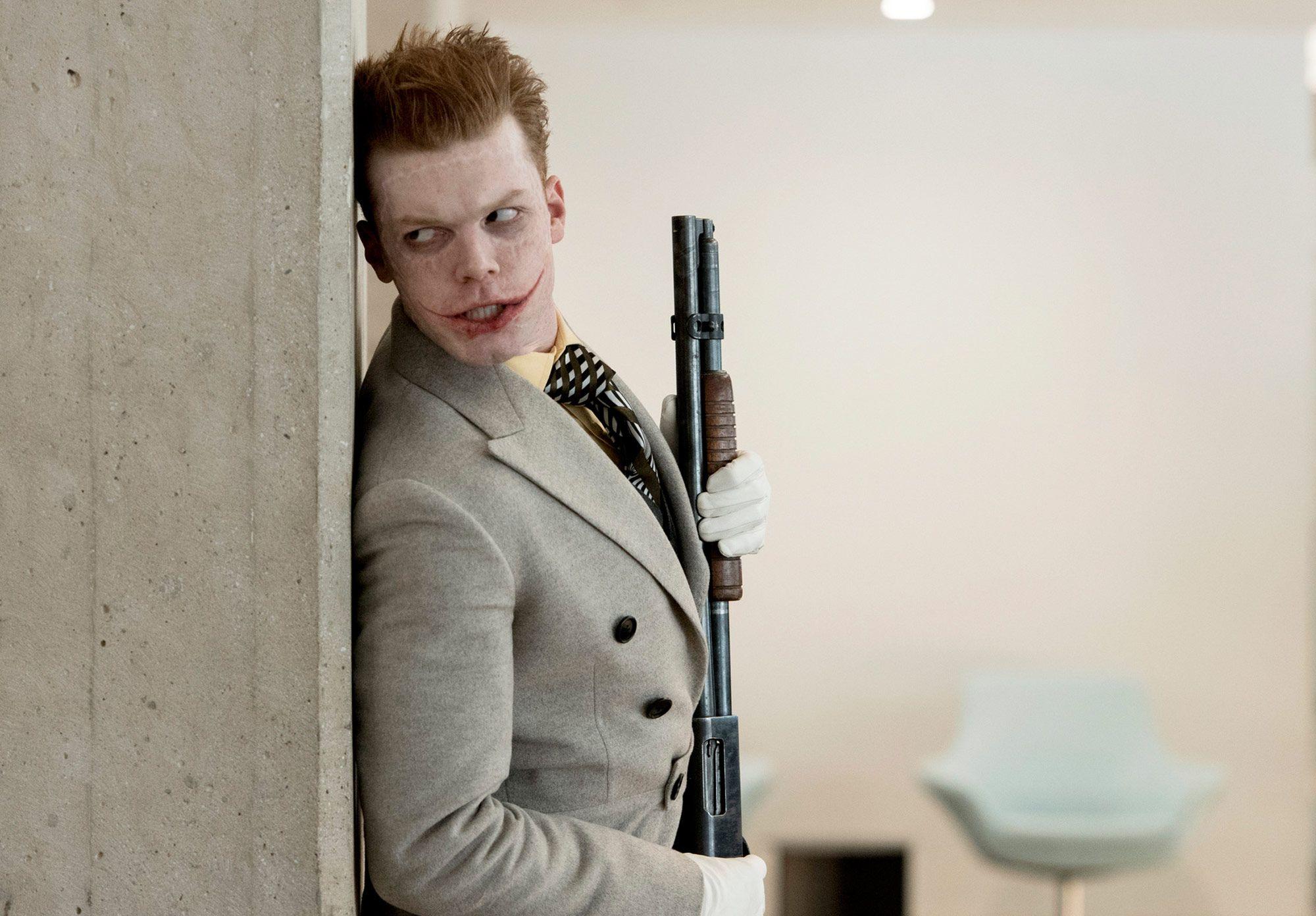 Gotham star reveals the reason the show can't use the Joker's name