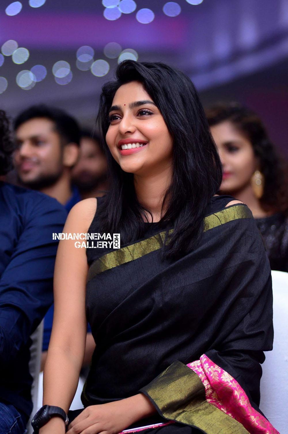 Aishwarya Lekshmi at Movie Streets Award 2018. Aishwarya
