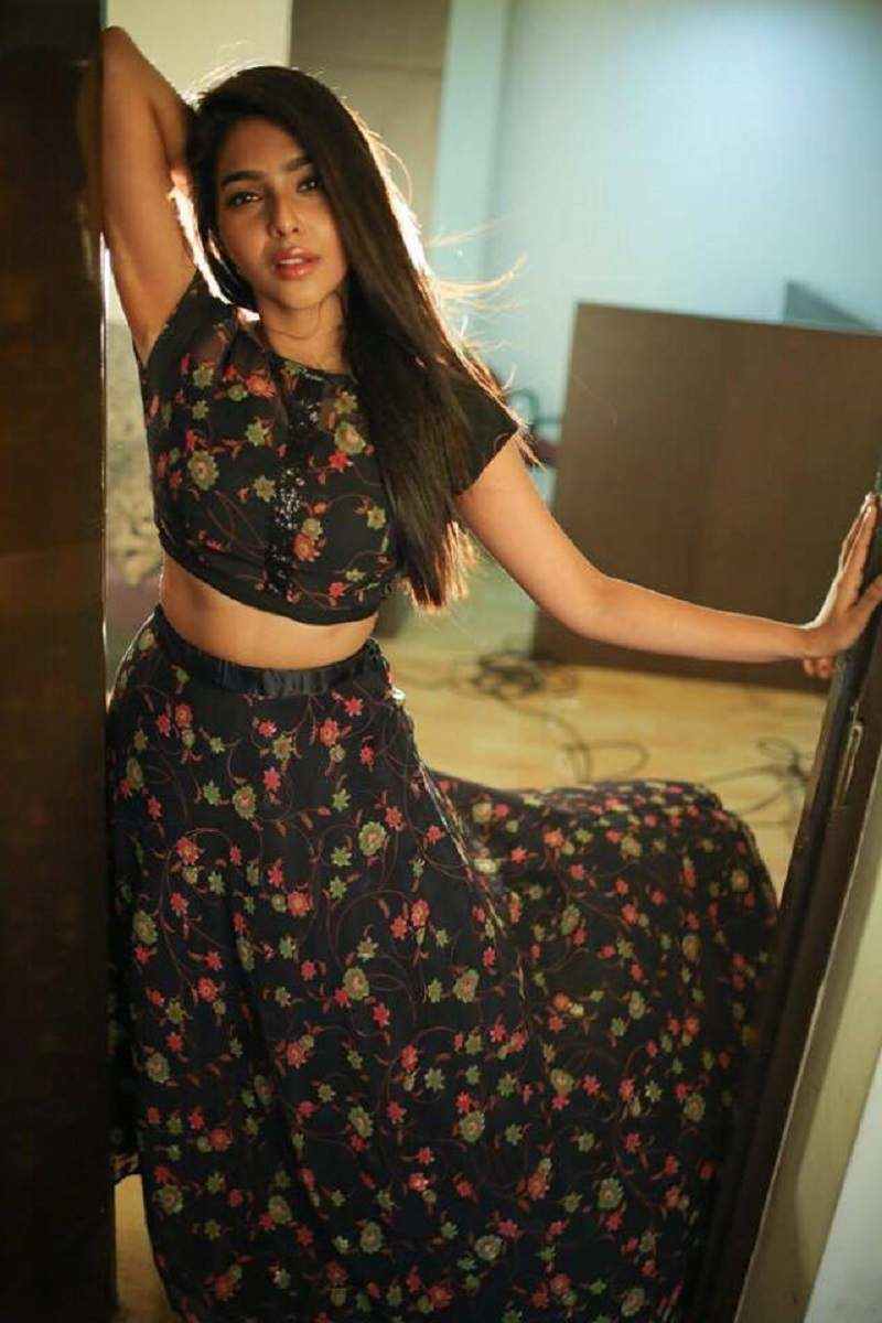 Aishwarya Lekshmi hot image