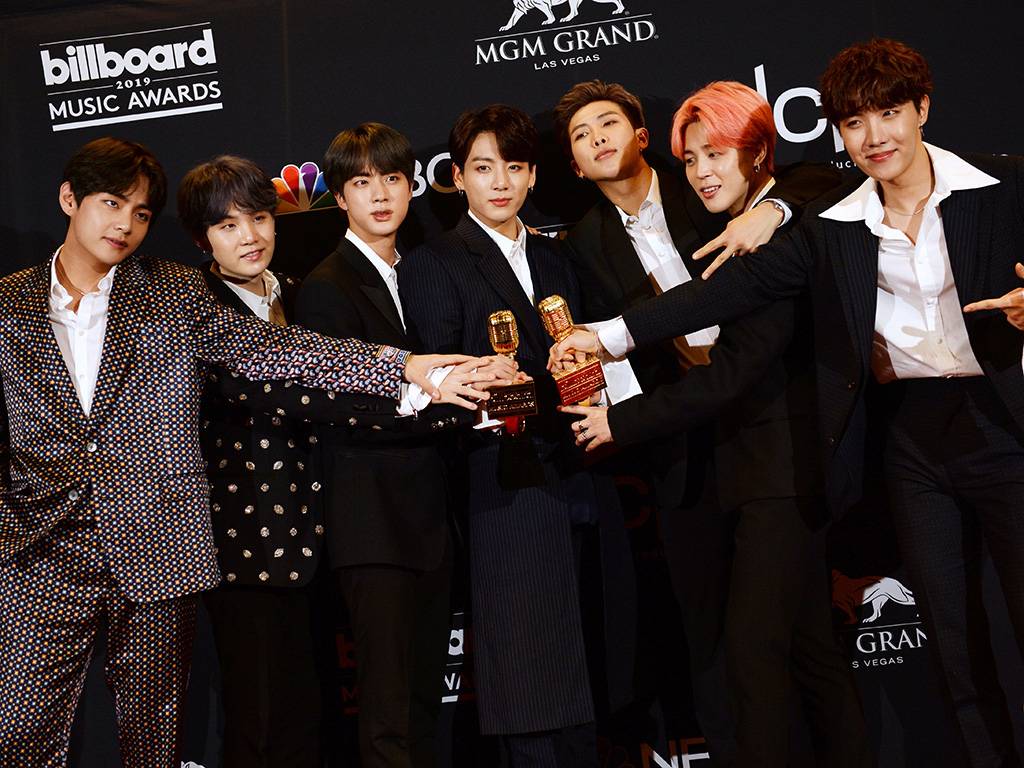 BTS takes the stage with Halsey at Billboard Music Awards