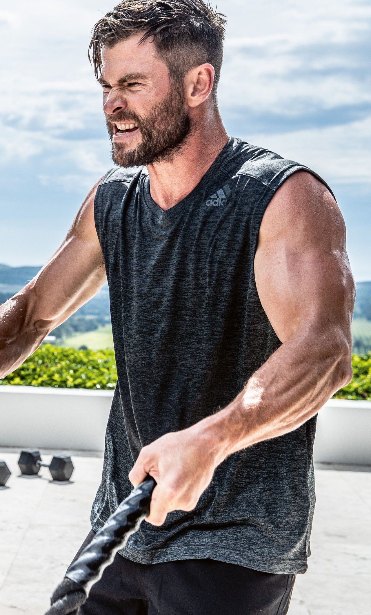 Chris Hemsworth Mens Health 2019 5k iPhone HD 4k