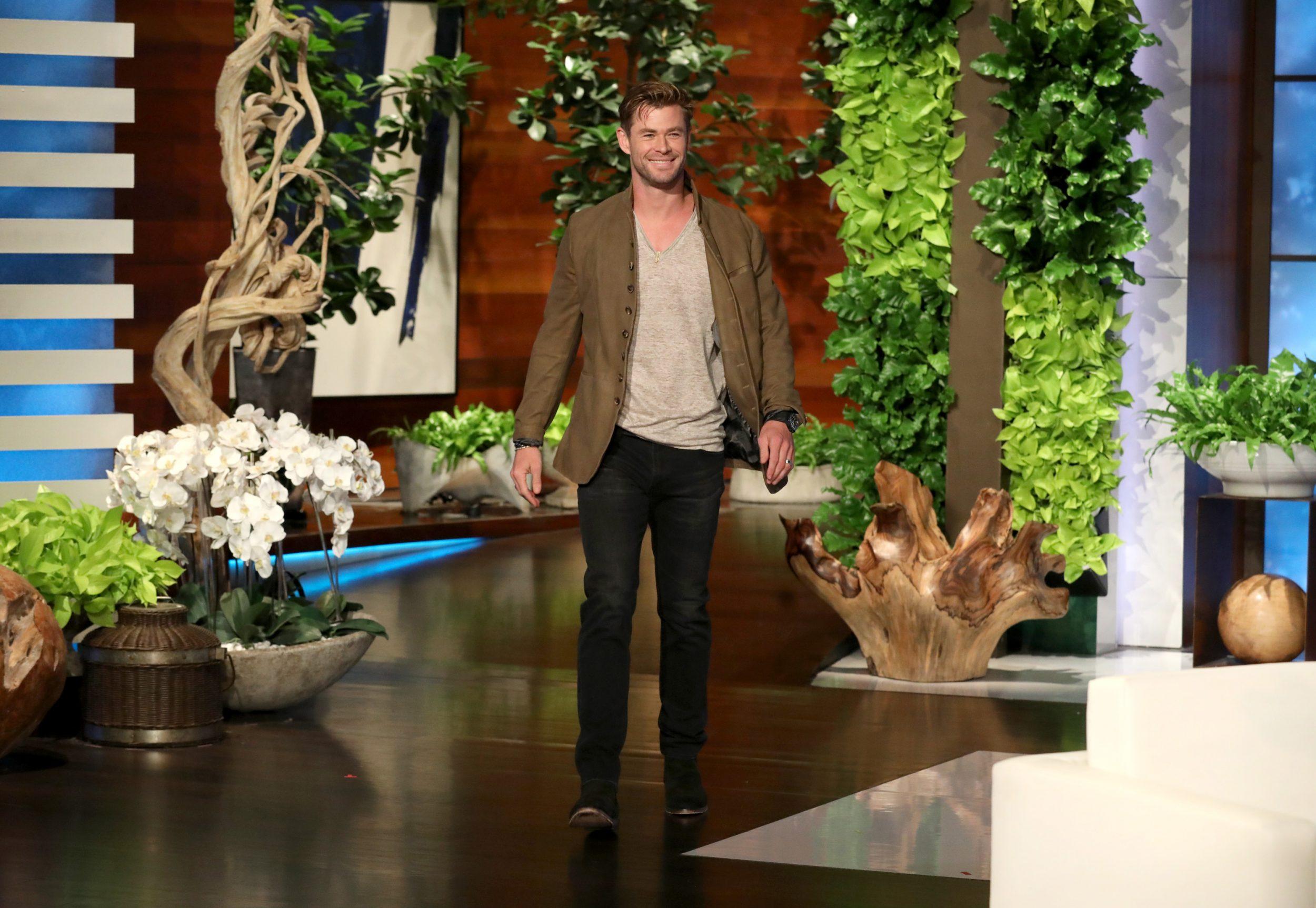 Chris Hemsworth image Chris on Ellen, April 2019 HD wallpaper