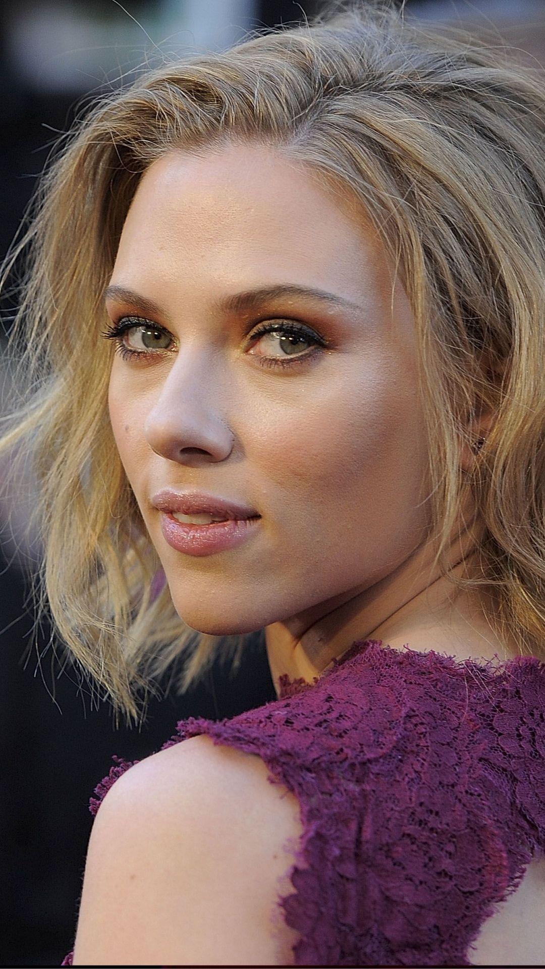 Celebrity / Scarlett Johansson (1080x1920) Mobile Wallpaper