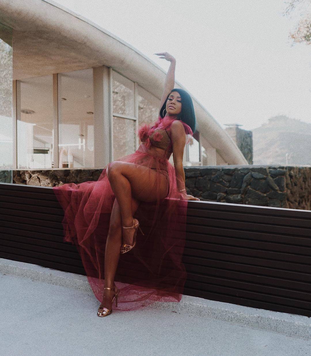 Hot Picture Of Saweetie Which Will Make You Forget Your Girlfriend