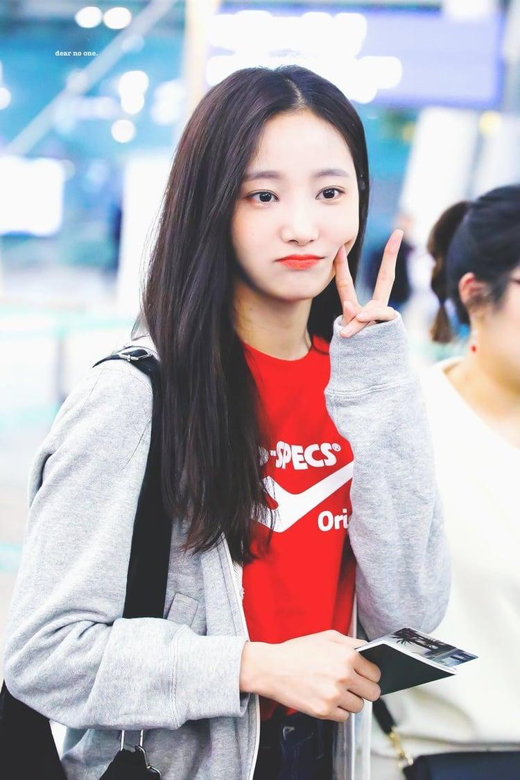 image about Yeonwoo☀ ????✨. See more about