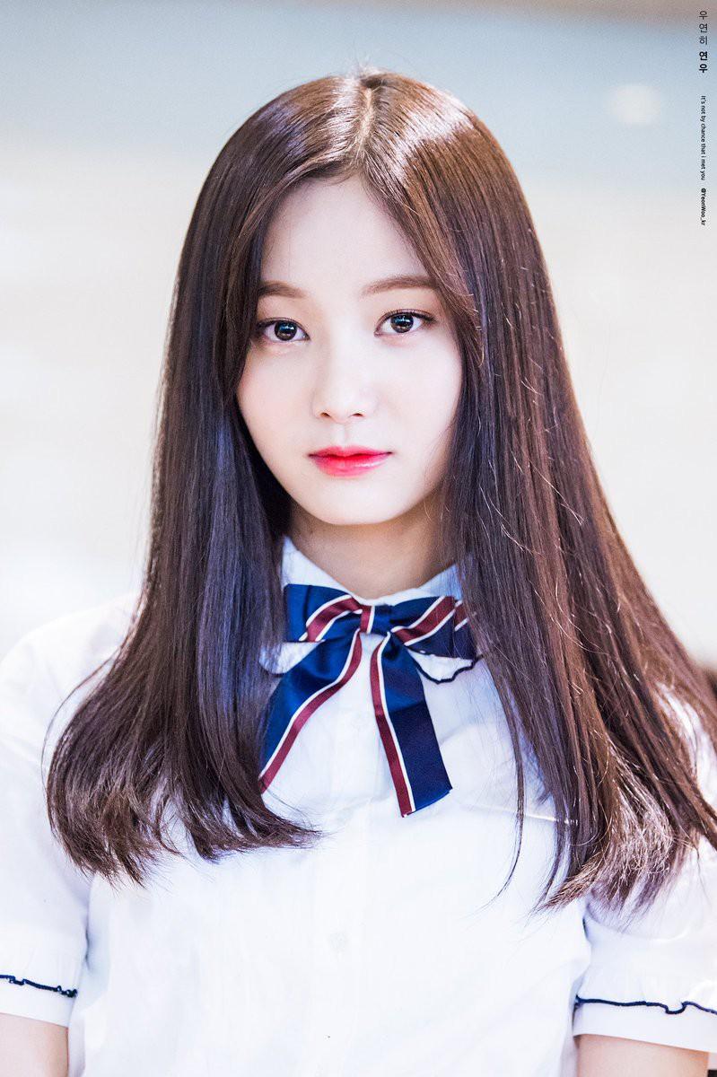 image about yeonwoo. ????Momoland. See more