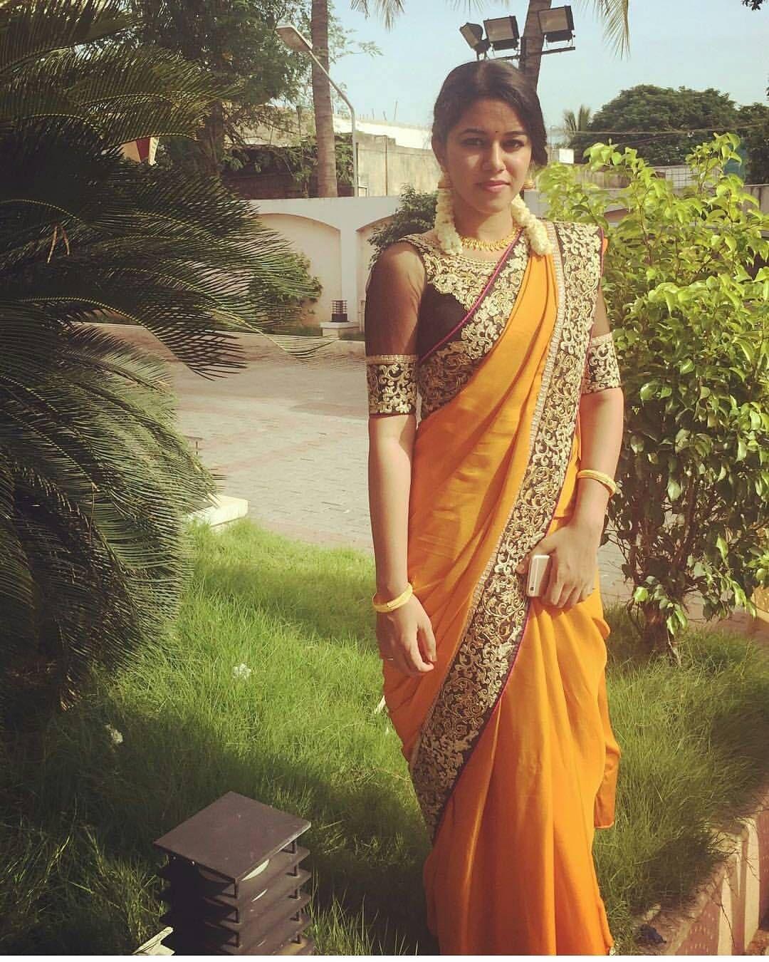 Mirnalini Ravi Proves She is the Queen of Dubsmash. HD photo