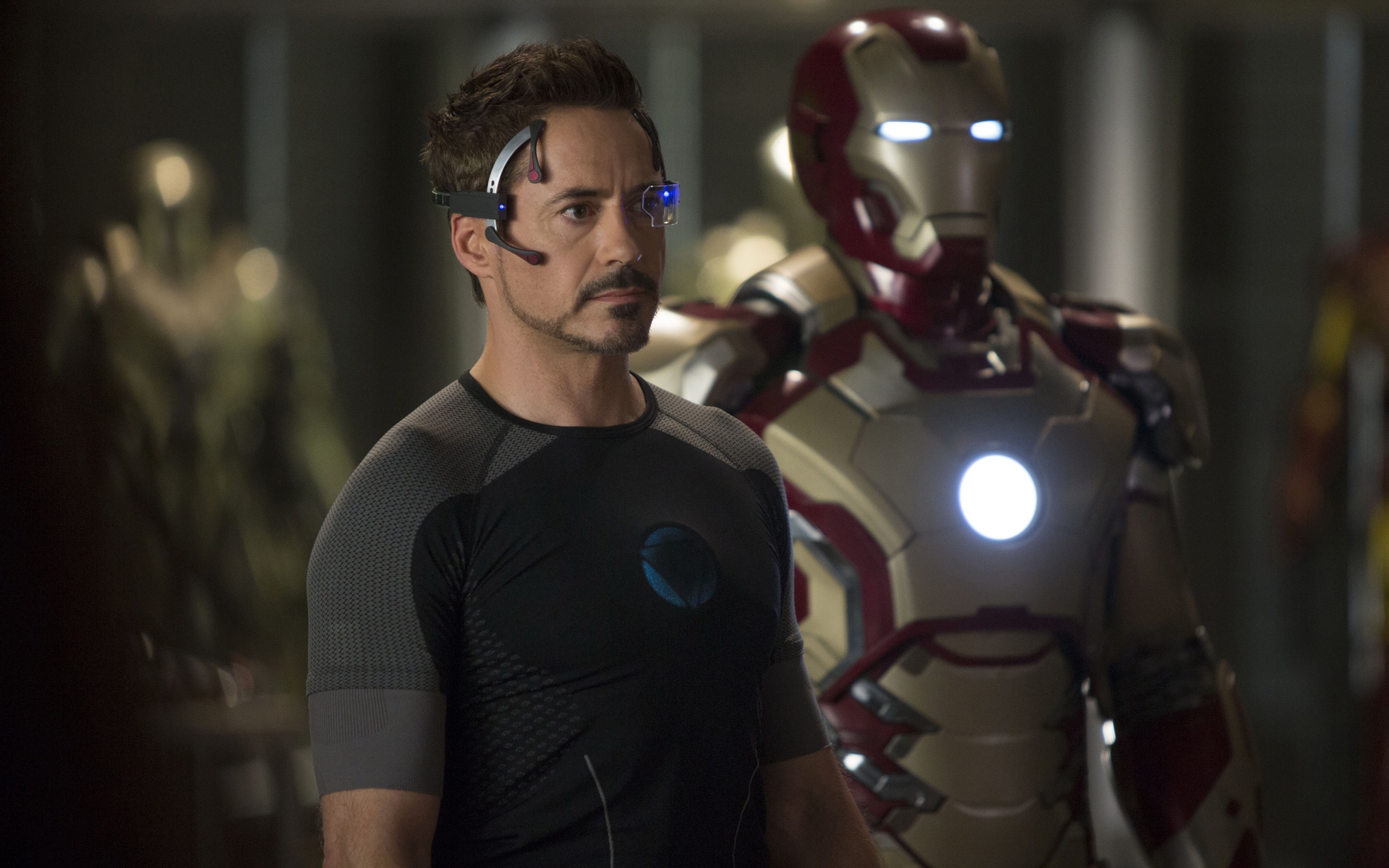 Wallpaper Robert Downey Jr. in Iron Man 3 2560x1600 HD Picture, Image