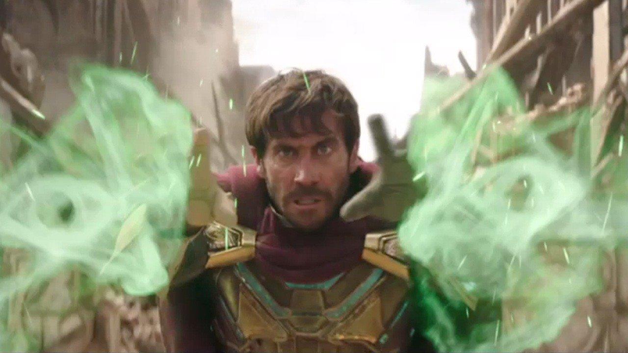 Quentin Beck Mysterio Explained: Who Is Jake Gyllenhaal's Spider Man